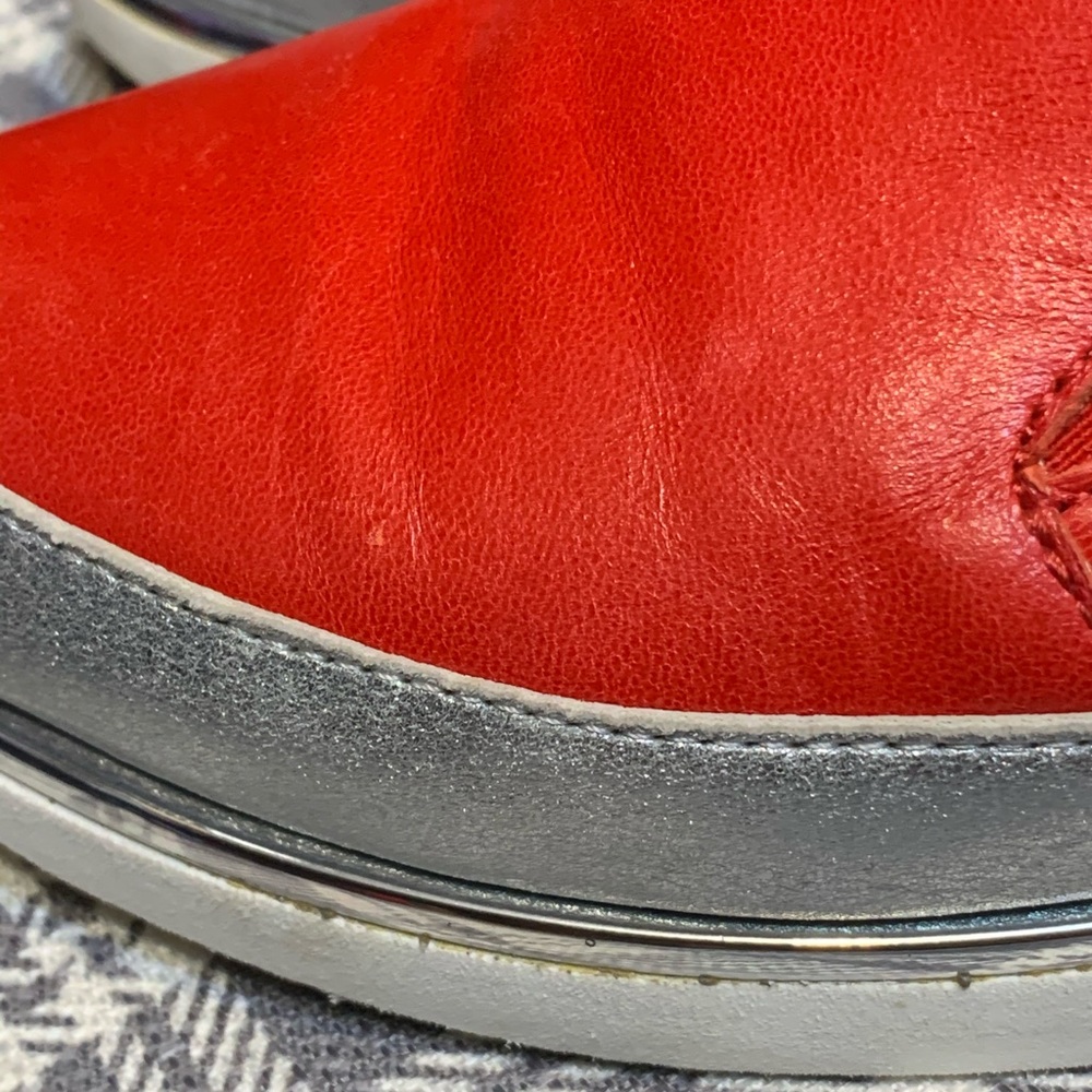Ron White Leather Slip on Sneakers - Picture 12 of 12